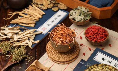 黄鼠狼 中药网 - 为你提供黄鼠狼中药材治什么病、黄鼠狼中药叫什么名字